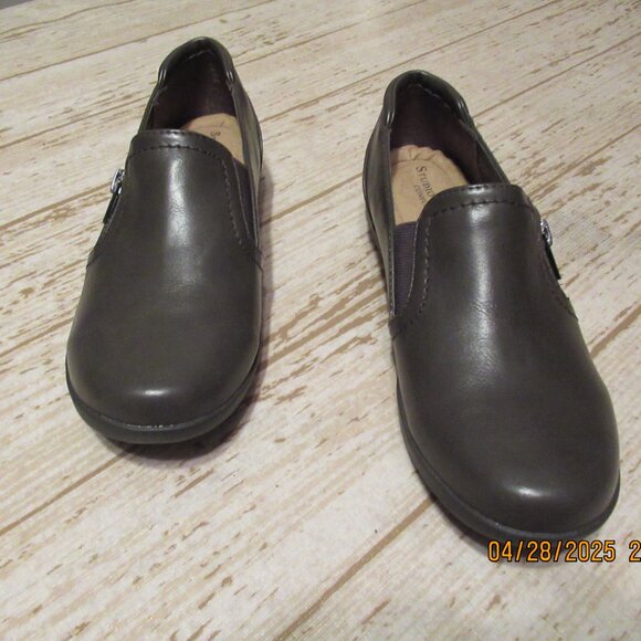 New Brown Loafers, Studio Works Brand - Ladies Size 6M - Picture 3 of 6